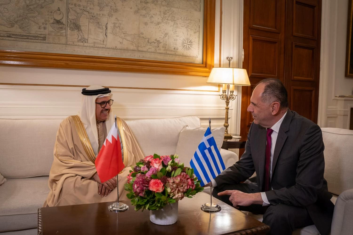 تنسيق بحريني يوناني خلال عضوية البلدين بمجلس الأمن في العام الحالي