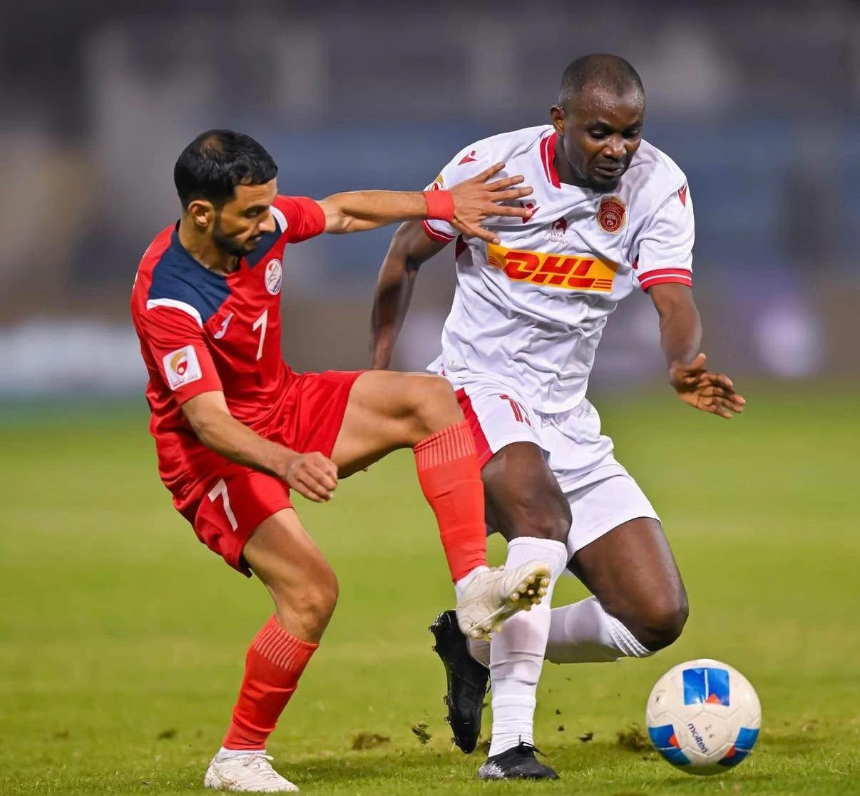 المحرق يخطف الوصافة ويواصل مطاردة الصدارة في دوري ناصر بن حمد الممتاز