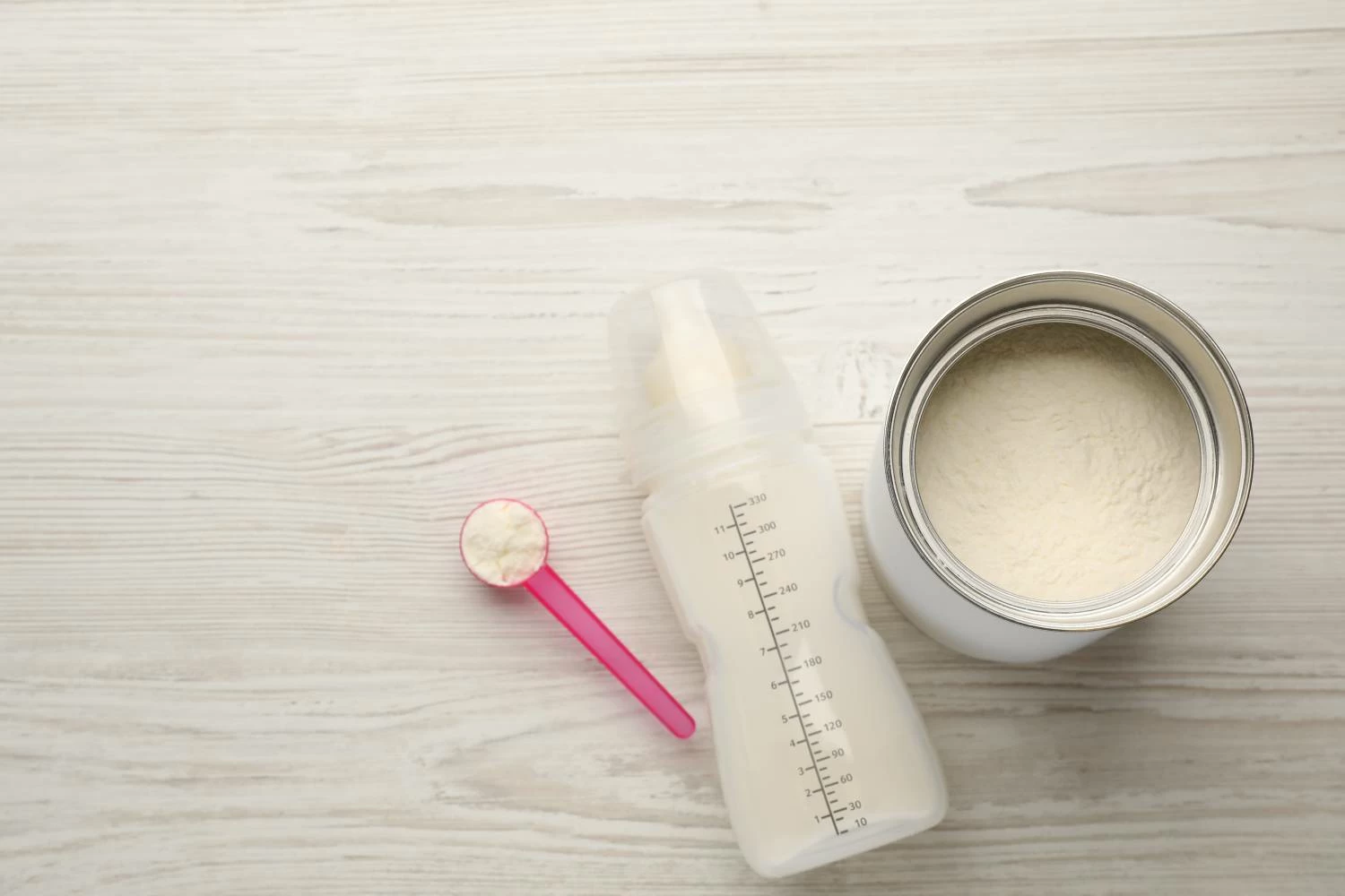 السعودية تحذّر من استهلاك منتجات حليب أطفال لاحتمالية تلوثه بسُم &laquo;سيريوليد&raquo;