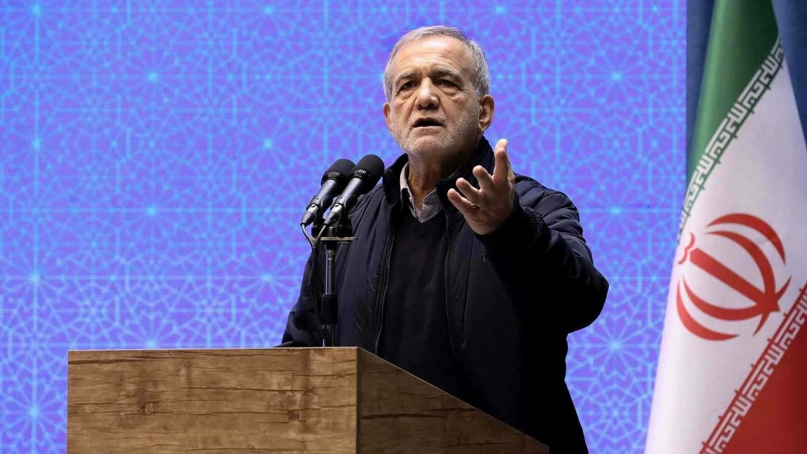 بزشكيان للإيرانيين: تريدون منا رواتب أعلى بدون ضرائب؟ من أين نأتي بالأموال؟ استنفدنا كل ما لدينا 