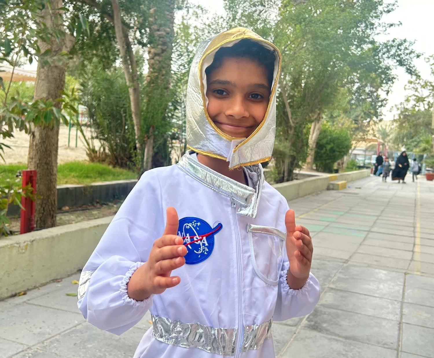 اكتشاف وتطوير 20 موهوبًا في التمثيل المسرحي بمدرسة توبلي الابتدائية للبنين