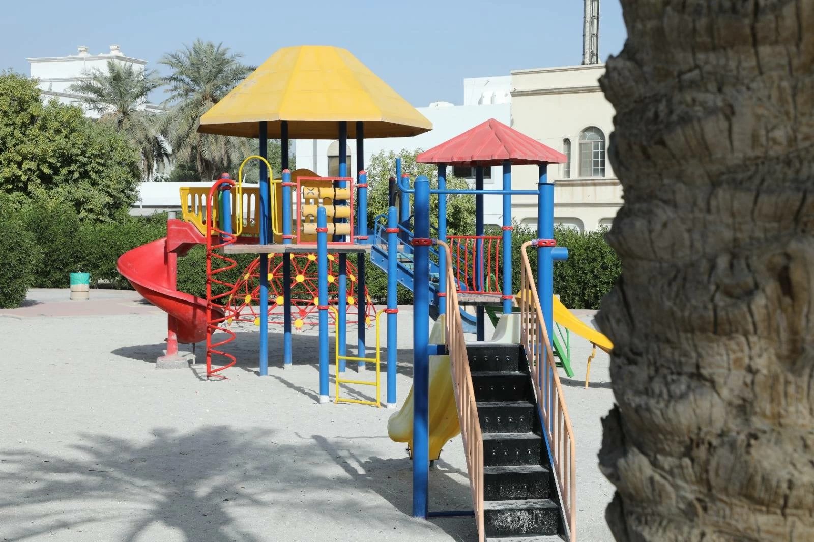 بلدية المنطقة الجنوبية تنتهي من أعمال تطوير وصيانة حديقة البيان