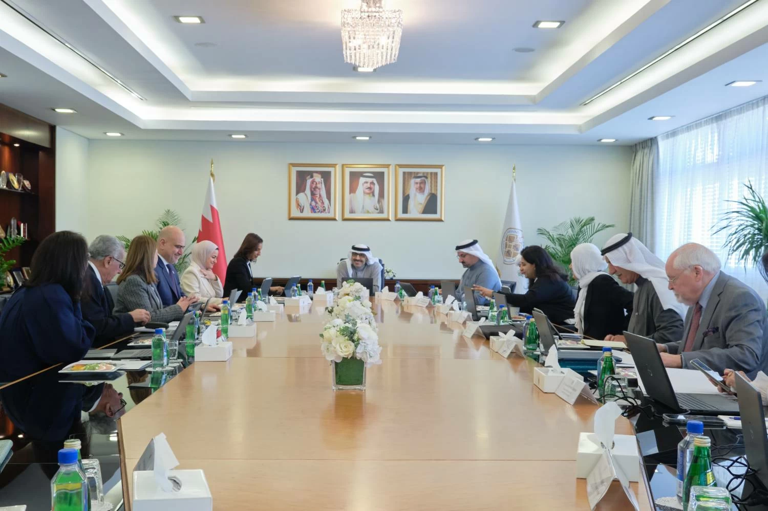 برئاسة وزير التربية والتعليم .. مجلس أمناء جامعة البحرين يعقد اجتماعه الدوري