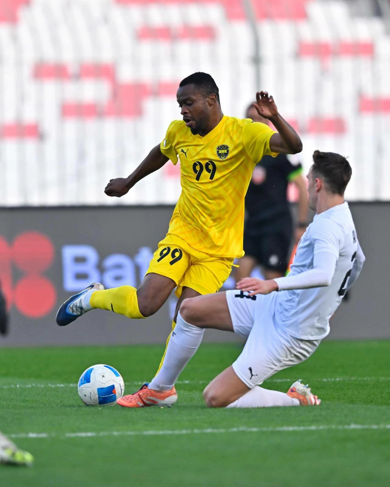 الخالدية &laquo;بطل الشتاء&raquo; في دوري ناصر بن حمد بثلاثية في شباك النجمة