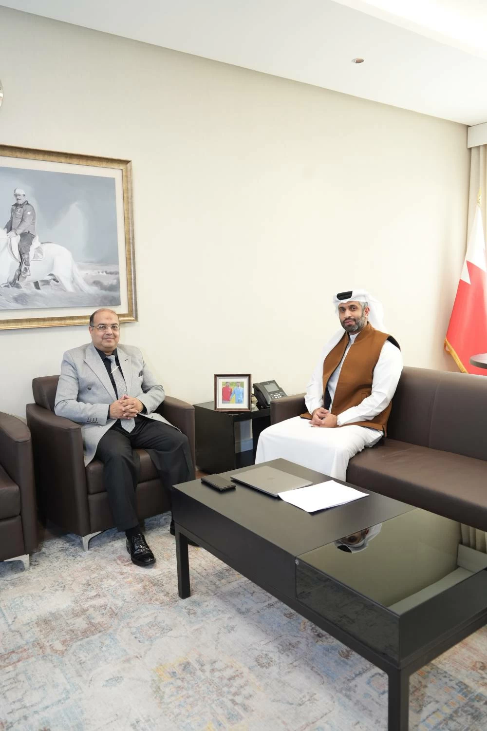 الرئيس التنفيذي لمركز ناصر العلمي والتقني في حوار مع &laquo;الوطن&raquo;: تخريج أكثر من 1500 شاب بحريني في 10 سنوات لدعم البنية التحتية الصناعية بالمملكة