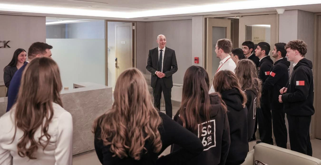 "فاتيل البحرين" تعرف طلبة سانت كريستوفر على مسارات الضيافة والسياحة وفرصها العالمية