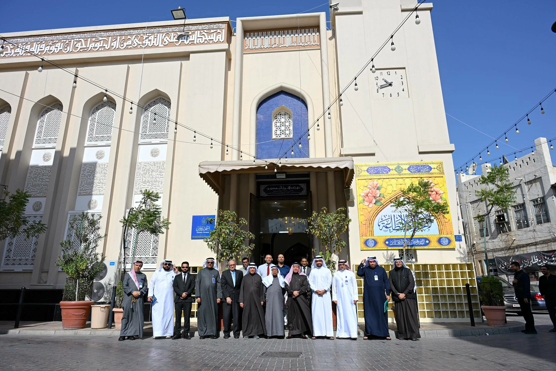 رئيس الأوقاف الجعفرية يزور مسجد مؤمن في المنامة بعد إنجاز مشروع الصيانة الشاملة