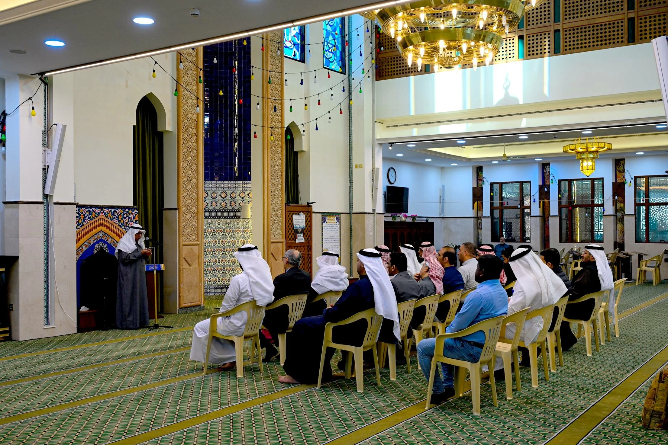 رئيس الأوقاف الجعفرية يزور مسجد مؤمن في المنامة بعد إنجاز مشروع الصيانة الشاملة