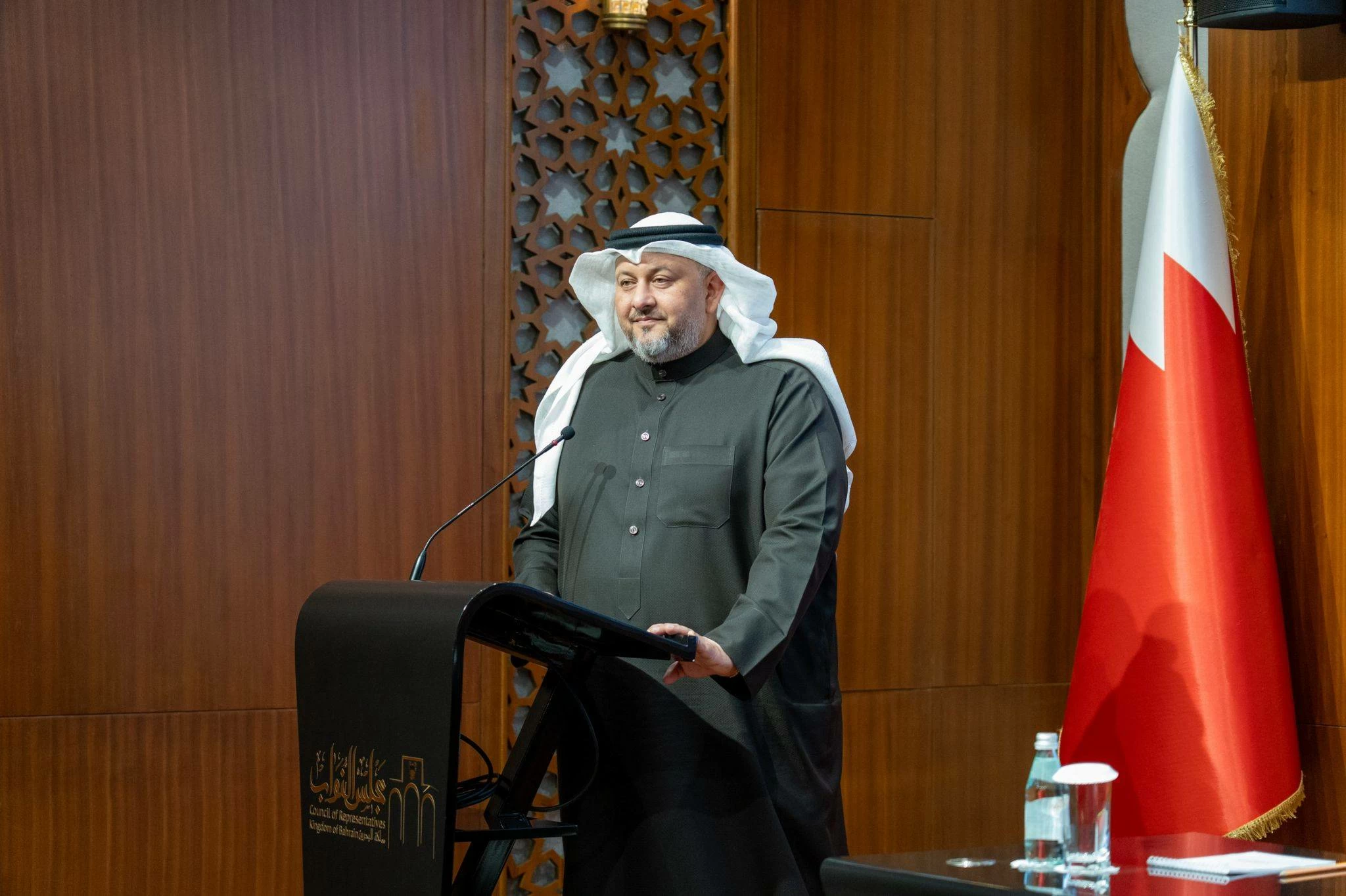 أمين عام الجمعية الوطنية الأذربيجاني يشيد بتجربة مجلس النواب الرائدة في شتى المجالات