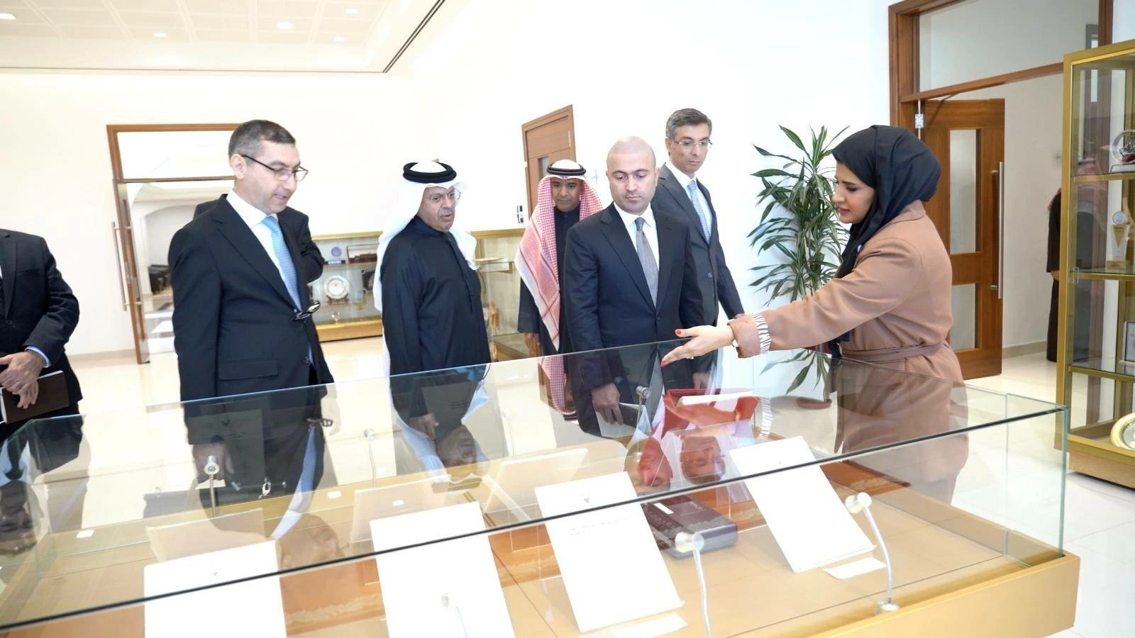 وفد أمانة &laquo;البرلمان الأذربيجاني&raquo; يبحث سبل نقل التجربة البحرينية