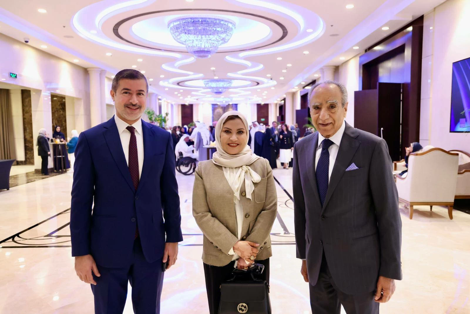 أعضاء "الشورى" يشاركون في مؤتمر المؤسسة الوطنية لحقوق الإنسان حول "حماية الأطفال في الفضاء الرقمي والإجراءات الوقائية"