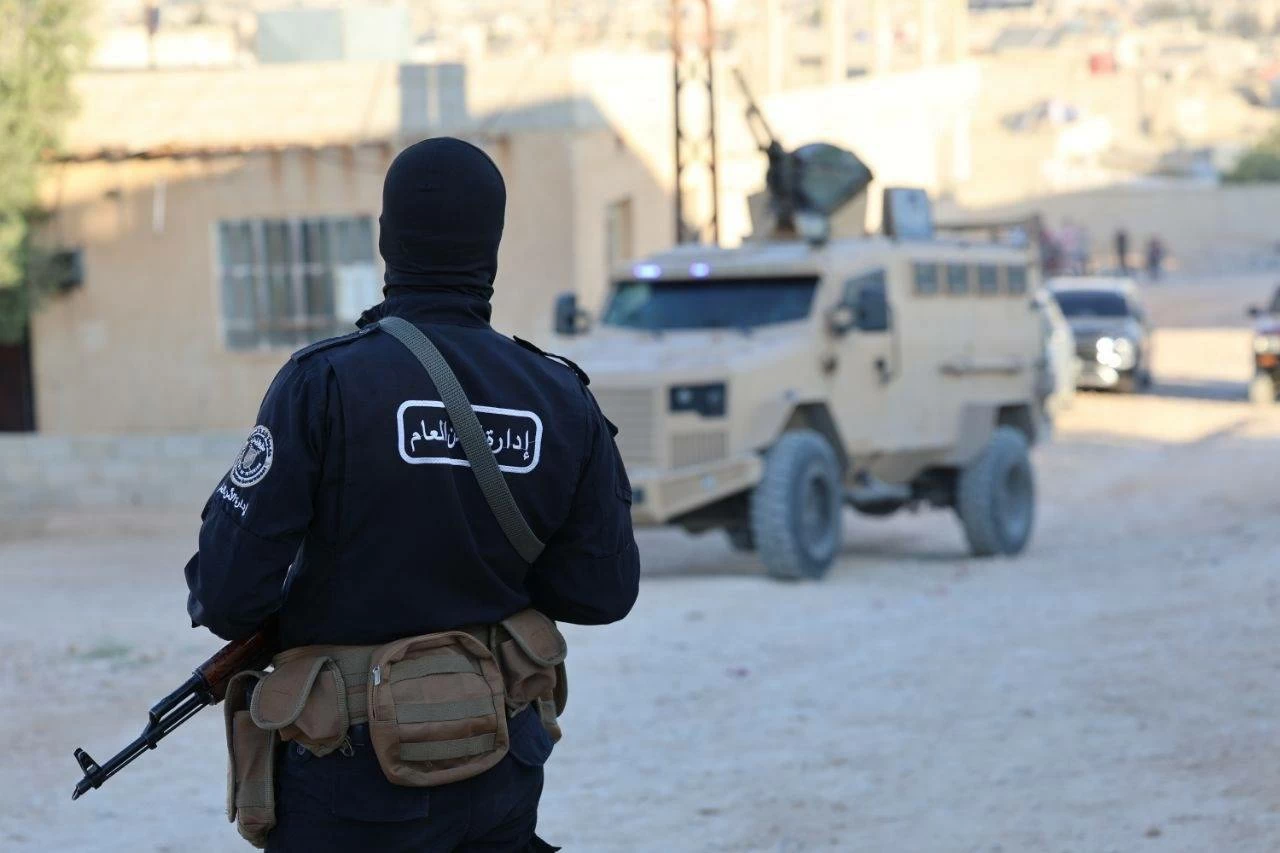 سوريا: توقيف عنصرين من &laquo;داعش&raquo; ضالعَين بتفجير مسجد في حمص