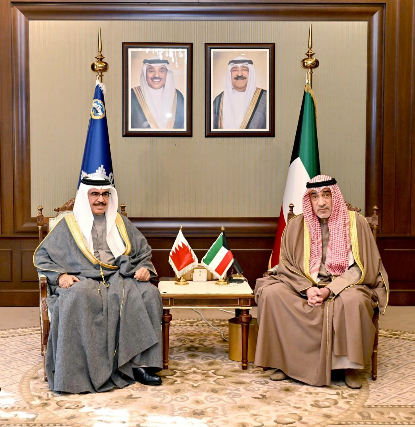 أمير الكويت يستقبل وزير الداخلية في مستهل زيارة يقوم بها إلى الكويت