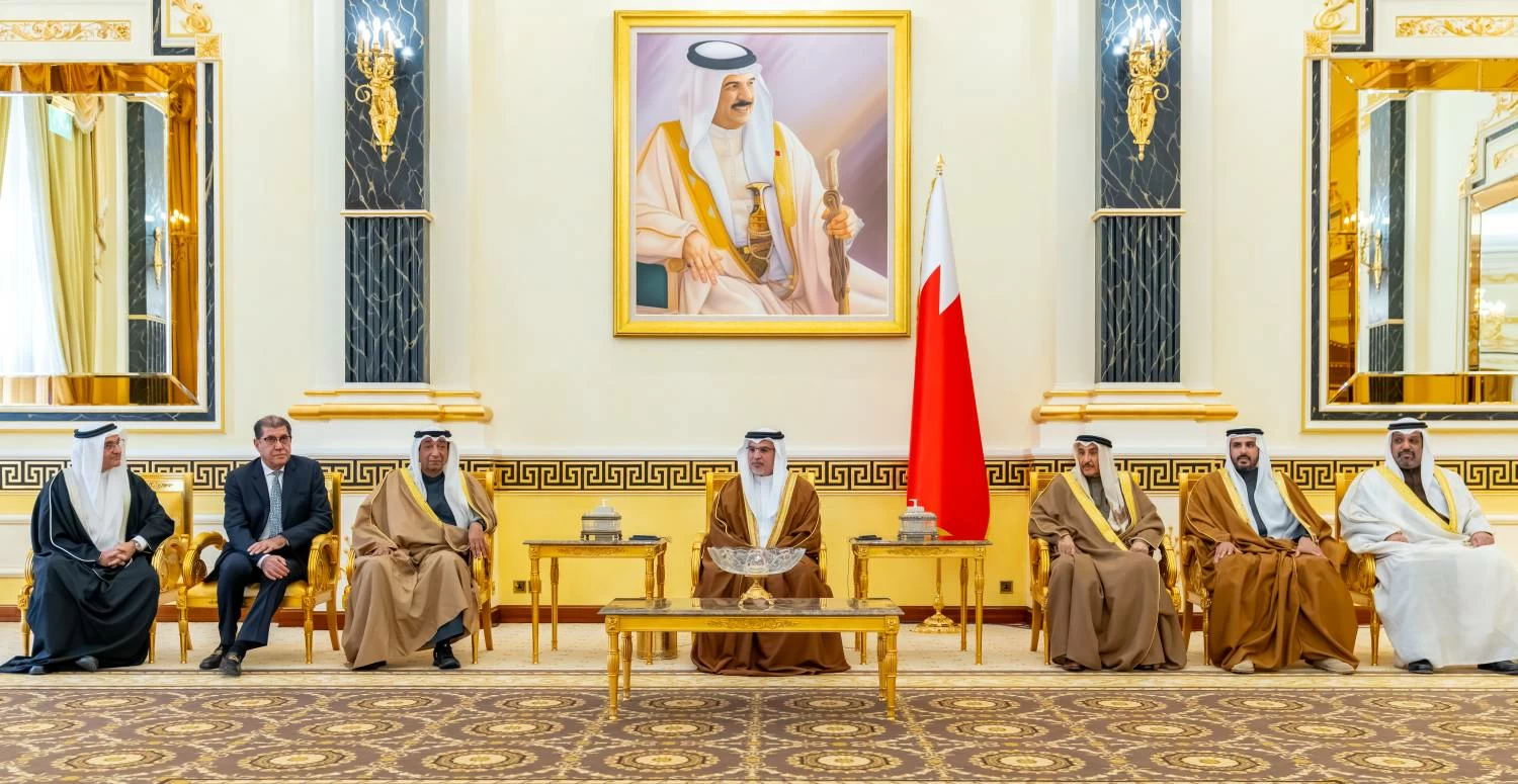 ولي العهد رئيس الوزراء يلتقي أكثر 100 شركة ومؤسسة توظيفاً للمواطنين