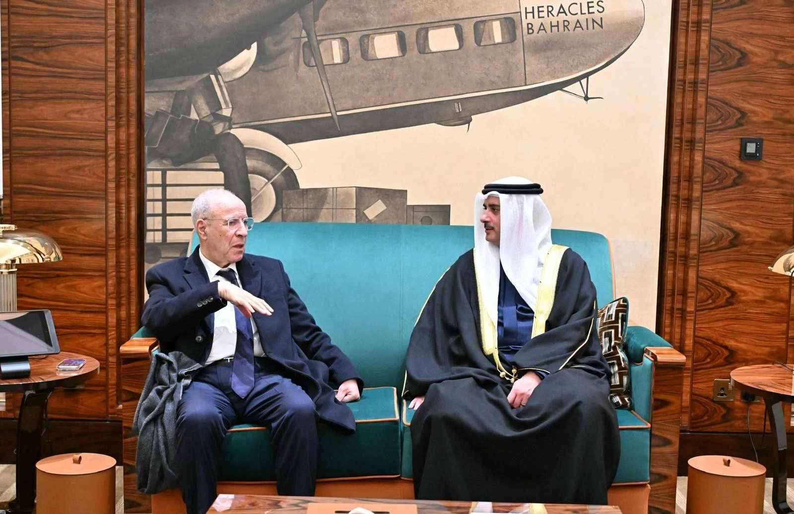 وزير العدل يستقبل وزير الأوقاف المغربي في مستهل زيارة رسمية للبحرين 