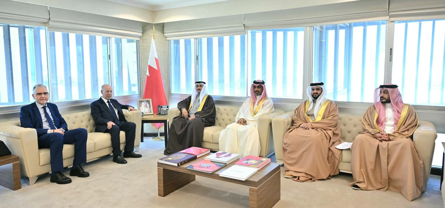 وزير العدل يستقبل نظيره المغربي في زيارة رسمية لتعزيز التعاون الثنائي