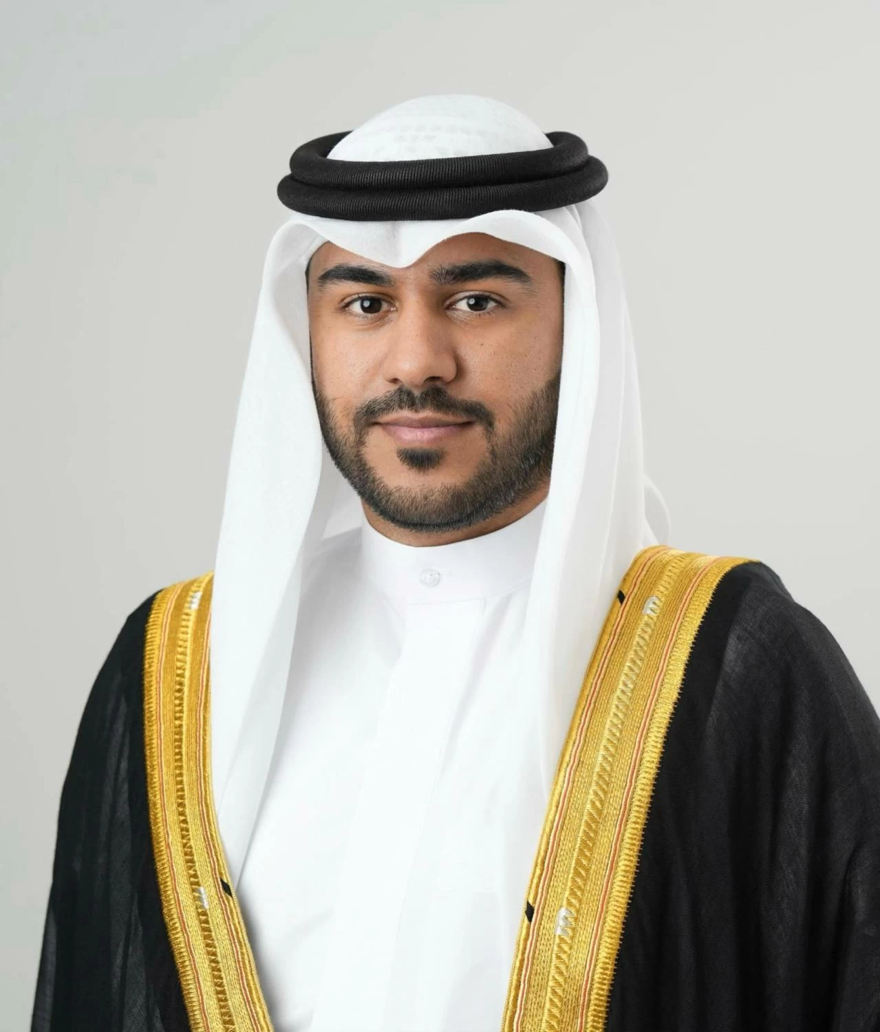 عيسى بن سلمان يصدر قرارًا بتكليف للقيام بأعمال الرئيس التنفيذي لنادي راشد للفروسية وسباق الخيل