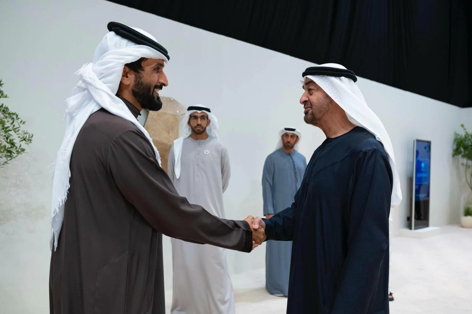 ناصر بن حمد يشهد افتتاح أسبوع أبوظبي وتكريم الفائزين في جائزة زايد للاستدامة 