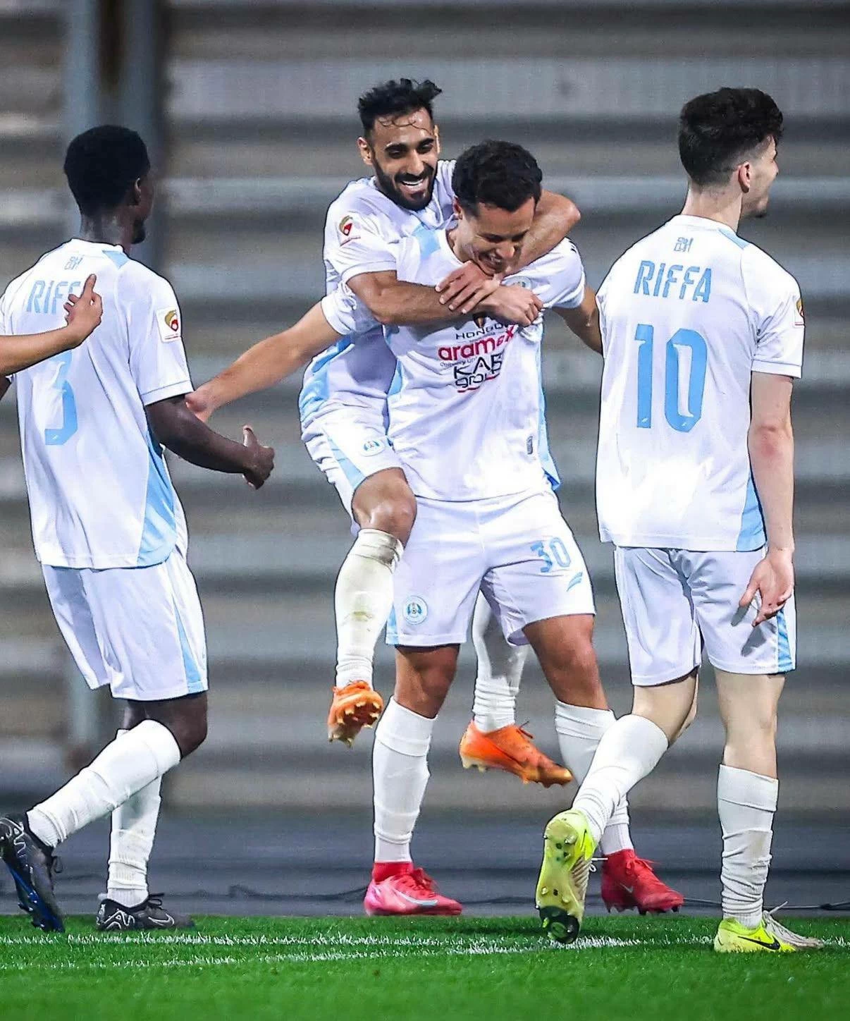 الرفاع ينتصر على النجمة ويتصدر مؤقتًا دوري ناصر بن حمد الممتاز