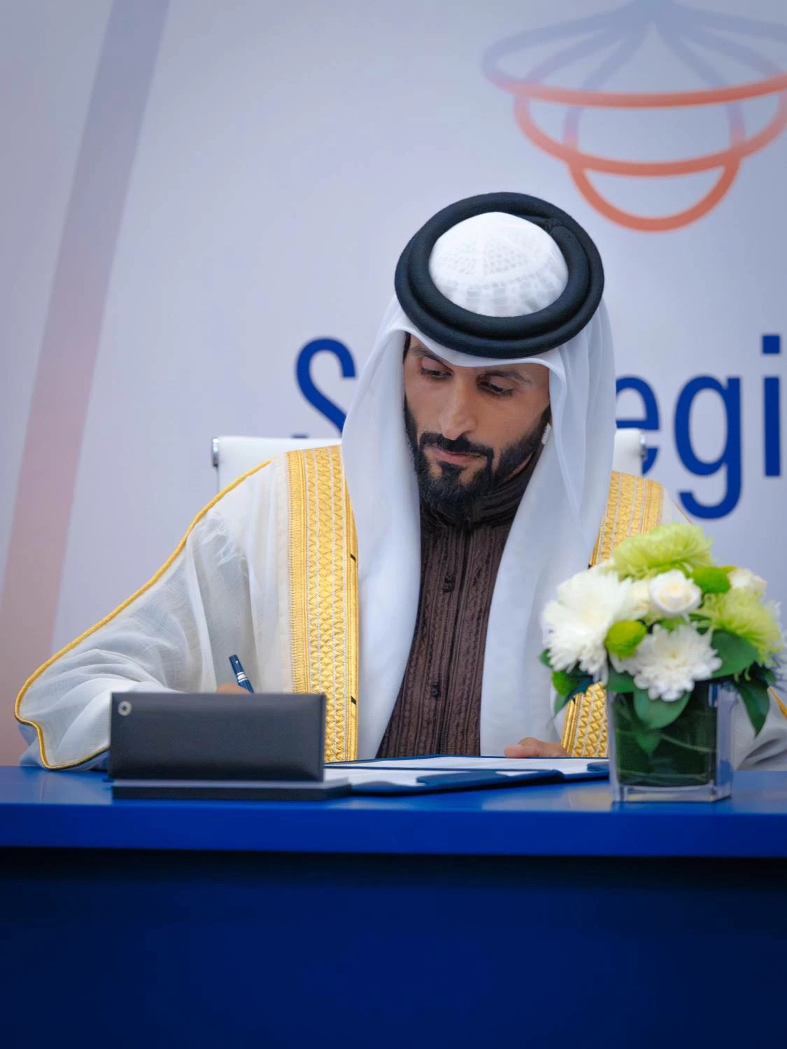 ناصر بن حمد يعلن عن تأسيس شركة BxT Trading لتجارة المنتجات البترولية 