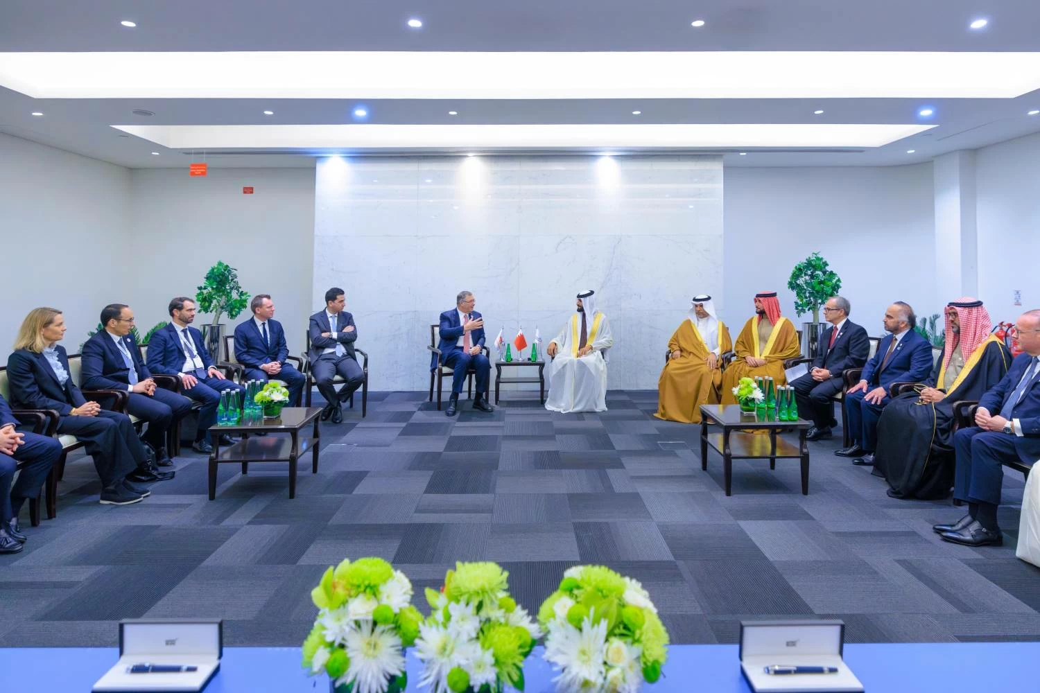 ناصر بن حمد يعلن عن تأسيس شركة BxT Trading لتجارة المنتجات البترولية