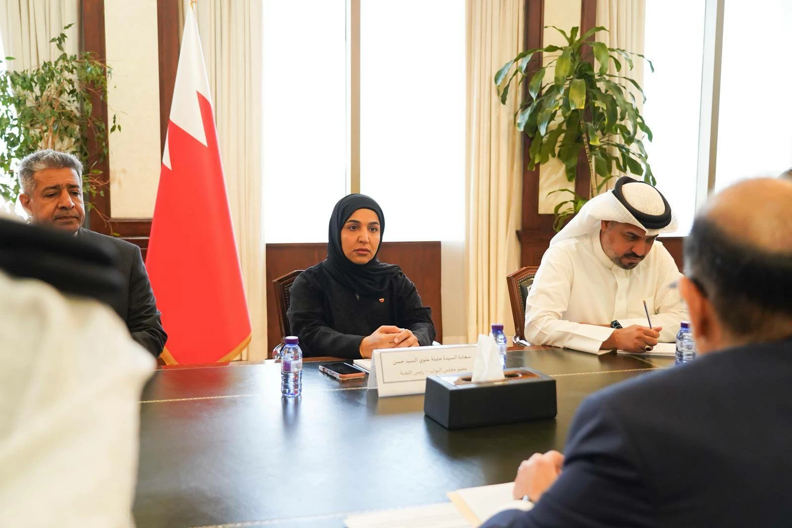 برلمانية "التحقيق في التوظيف وإيقاف بدل التعطل" تطّلع على النظام الإلكتروني لعرض الشواغر المتبع من الباحث وصاحب العمل