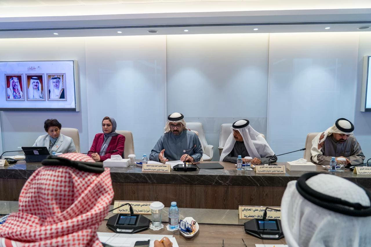 مالية النواب تسأل الأوقاف الجعفرية عن : عدم قيامها بالتأمين ضد إصابات العمل على الموظفين غير البحرينيين ..