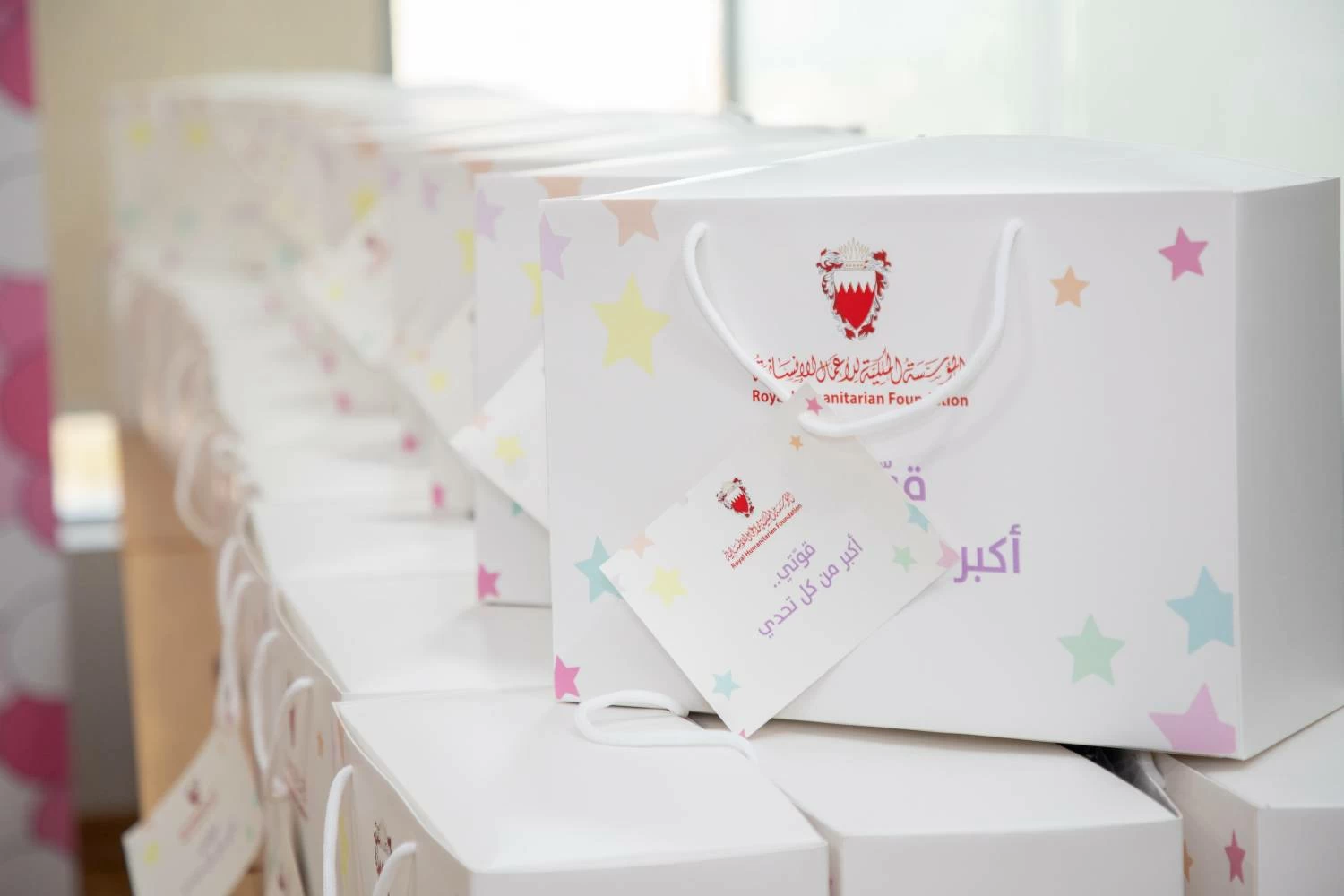 المؤسسة الملكية للأعمال الإنسانية تنفذ مبادرة "قوتي أكبر من كل تحدي" لدعم مرضى السرطان