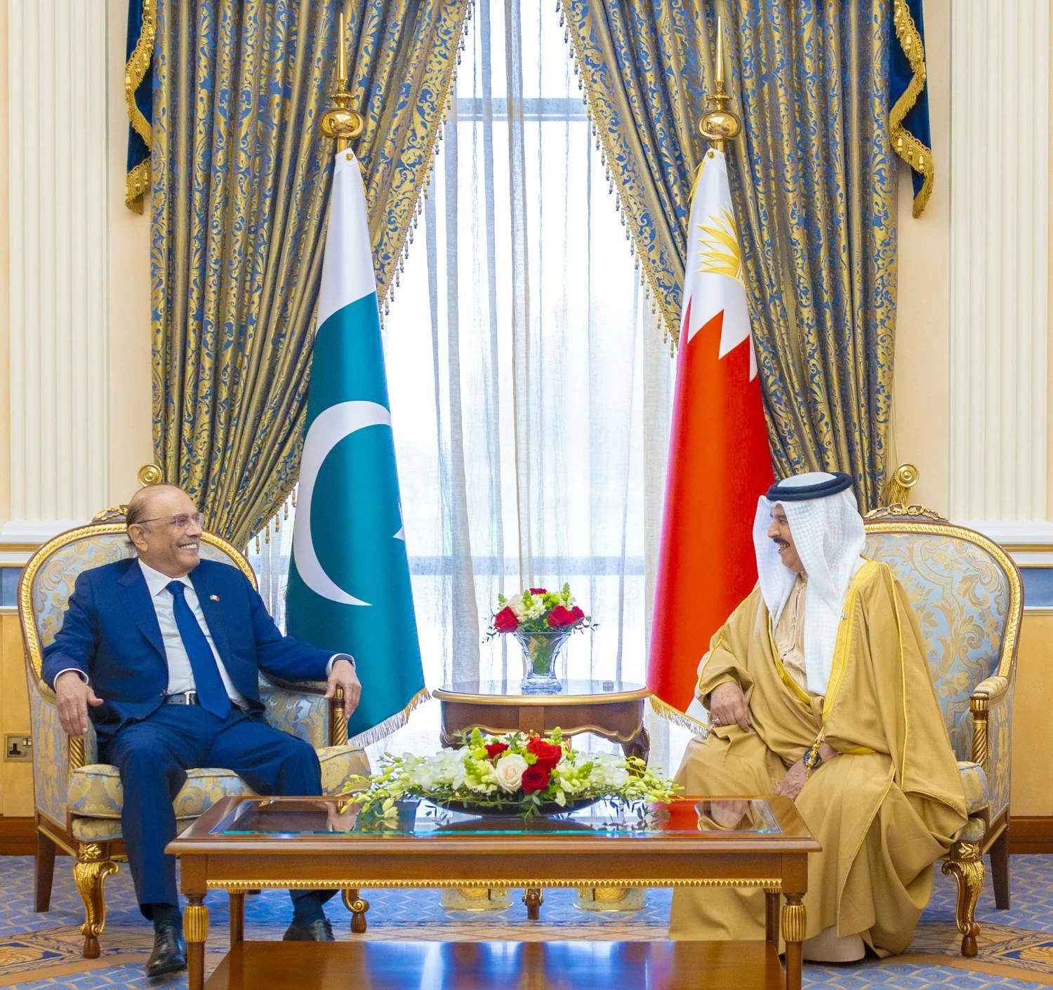 جلالة الملك يستقبل رئيس جمهورية باكستان الإسلامية