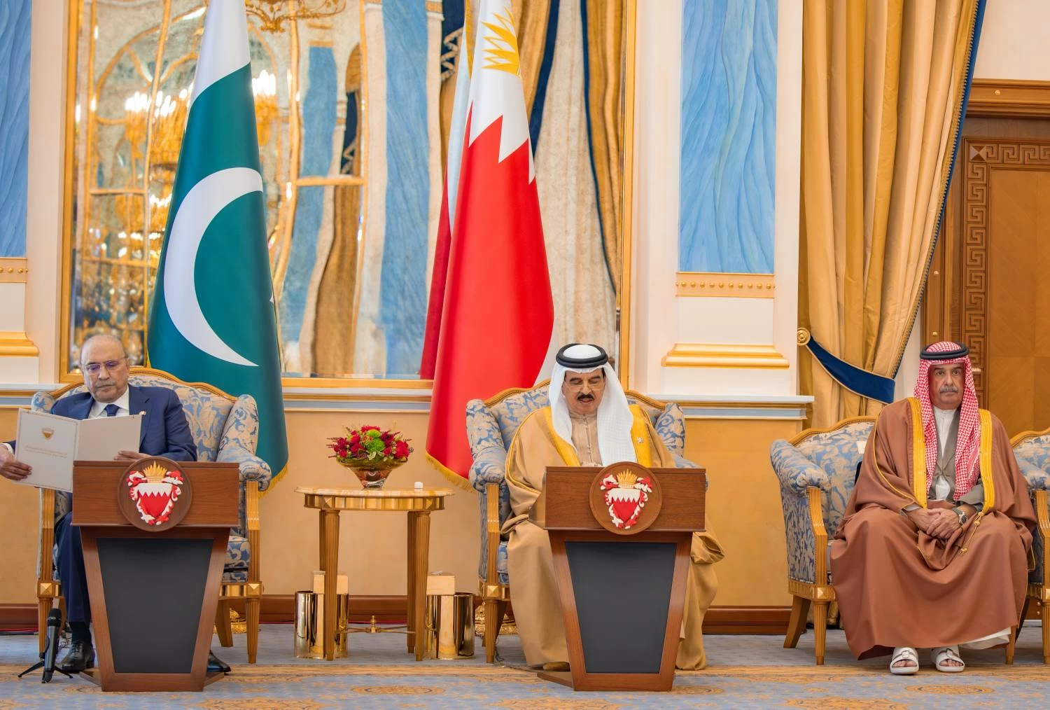 جلالة الملك يستقبل رئيس جمهورية باكستان الإسلامية