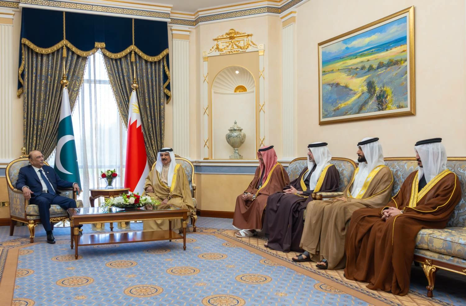 جلالة الملك يستقبل رئيس جمهورية باكستان الإسلامية