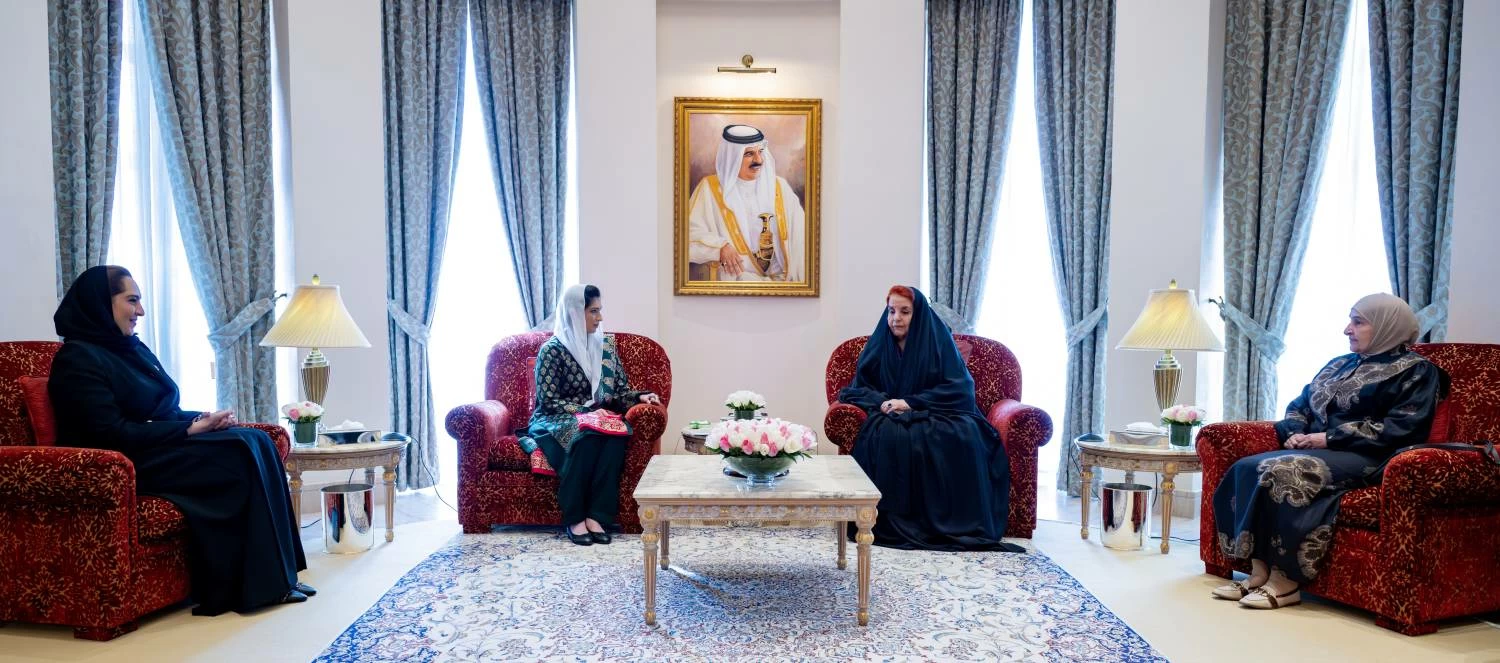 قرينة عاهل البلاد المعظم تلتقي السيدة الأولى لجمهورية باكستان الإسلامية