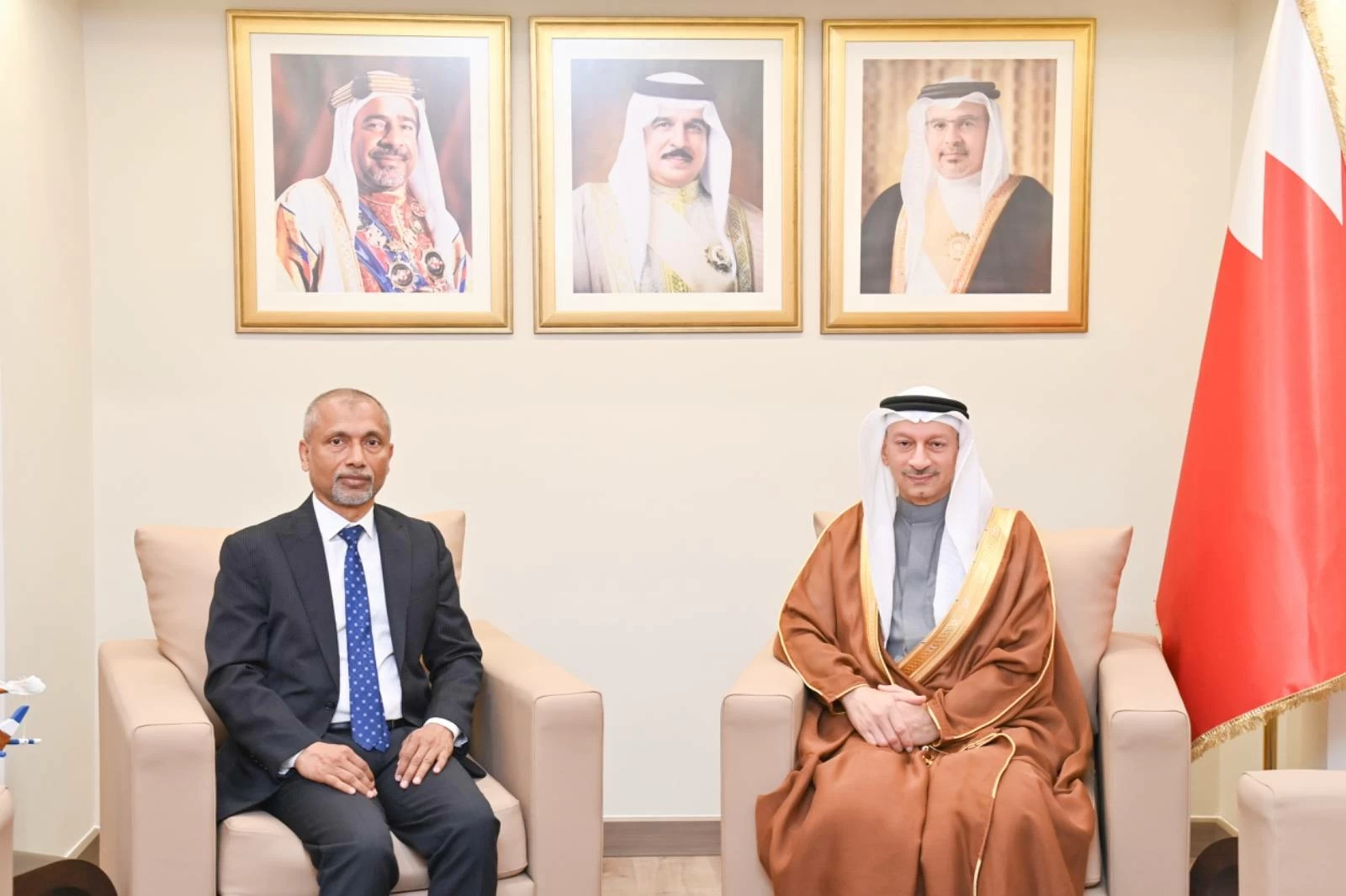 محافظ الشمالية يستقبل سفير بنغلاديش لدى البحرين