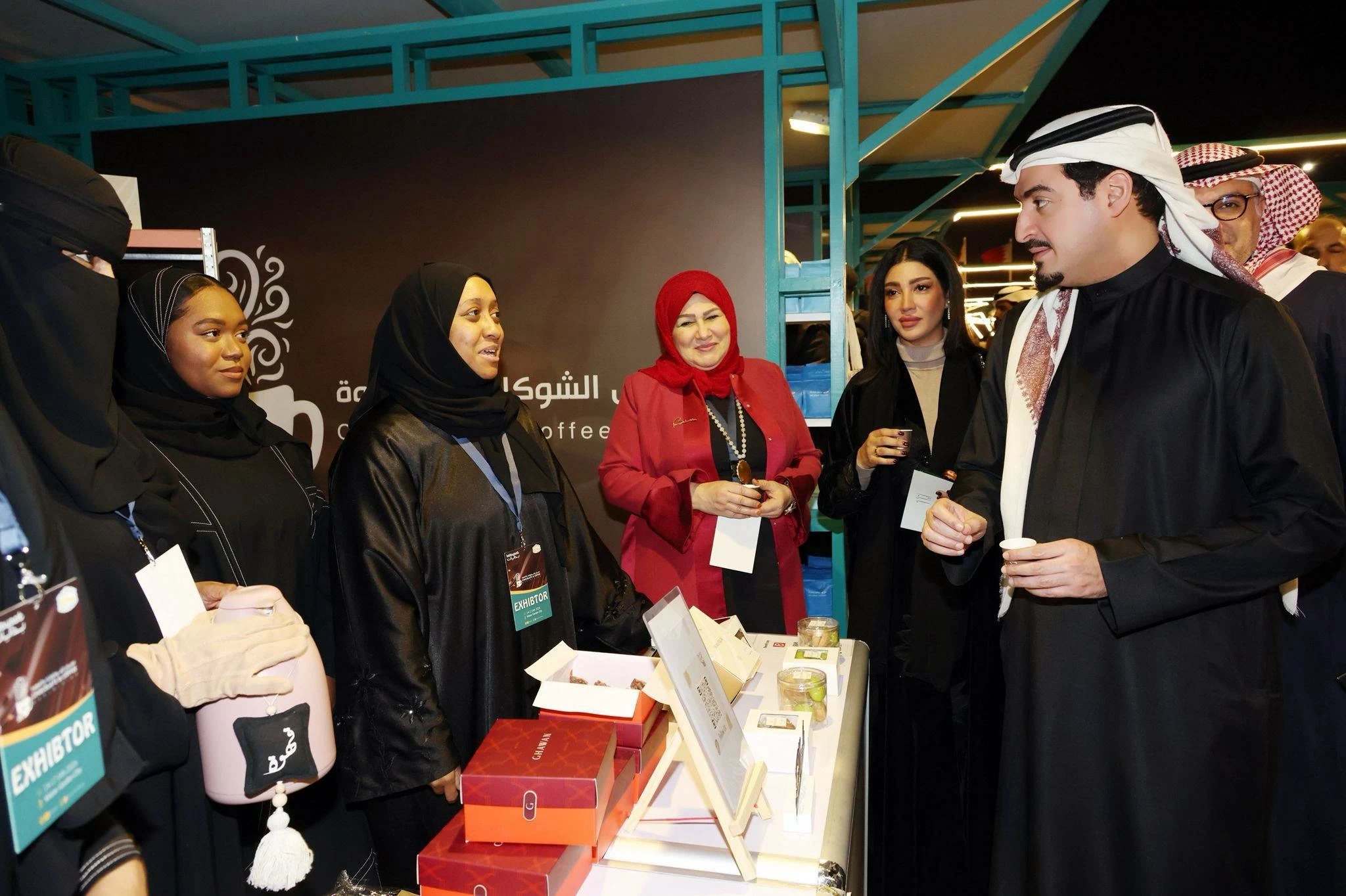 محافظ العاصمة يؤكد على دعم المبادرات والمشاريع التي تسهم في تعزيز نمو الاقتصاد الوطني وتطوير قدراته التنافسية