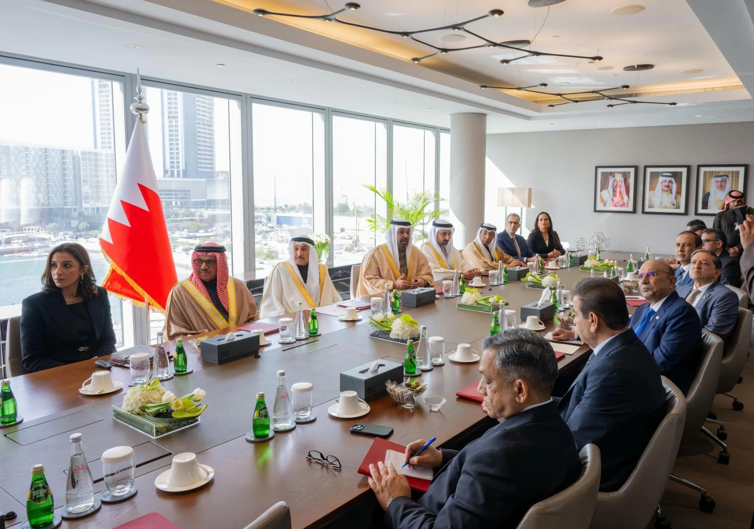 رئيس باكستان الإسلامية الشقيقة يزور مجلس التنمية الاقتصادية