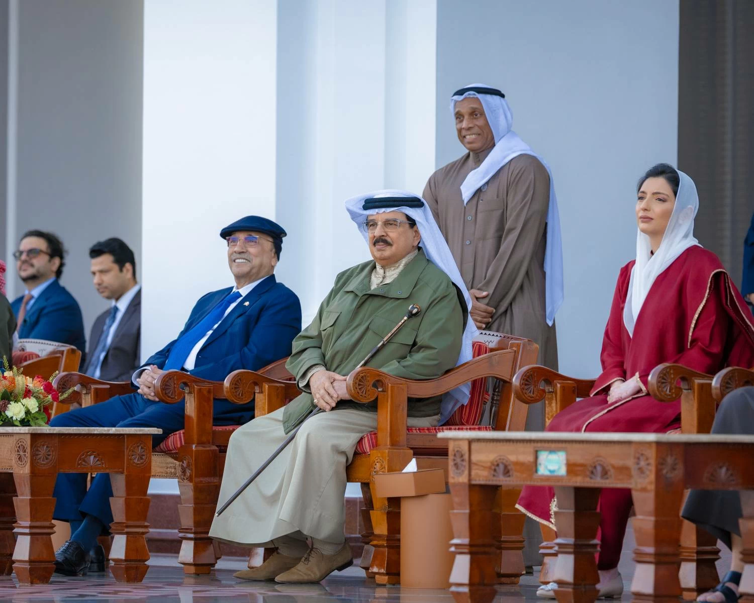 الملك يستقبل فخامة رئيس باكستان ويشاهدان عرضًا للخيل الأصيلة