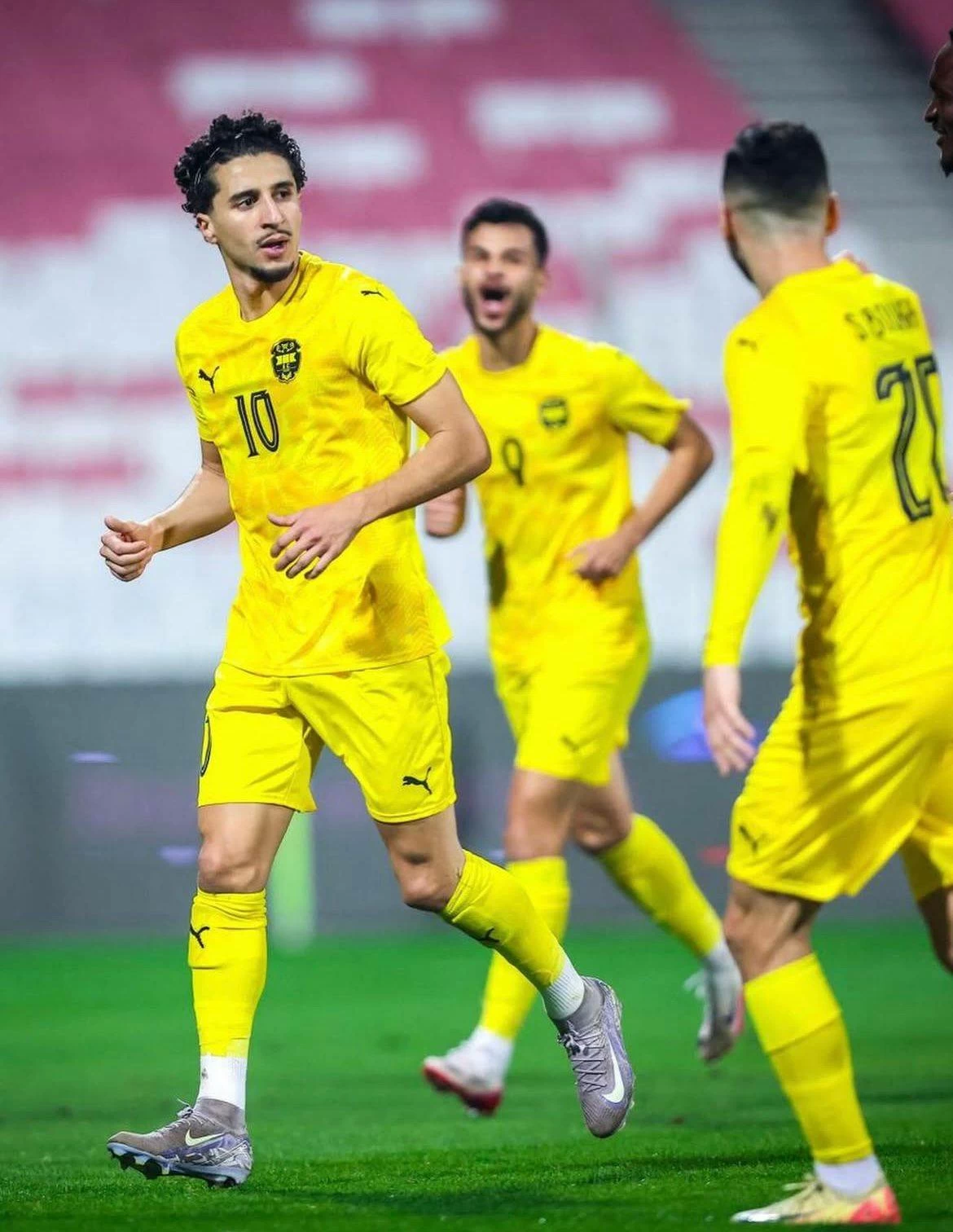 الخالدية الأقوى هجومياً ودفاعات المحرق الأفضل بلا منافس 