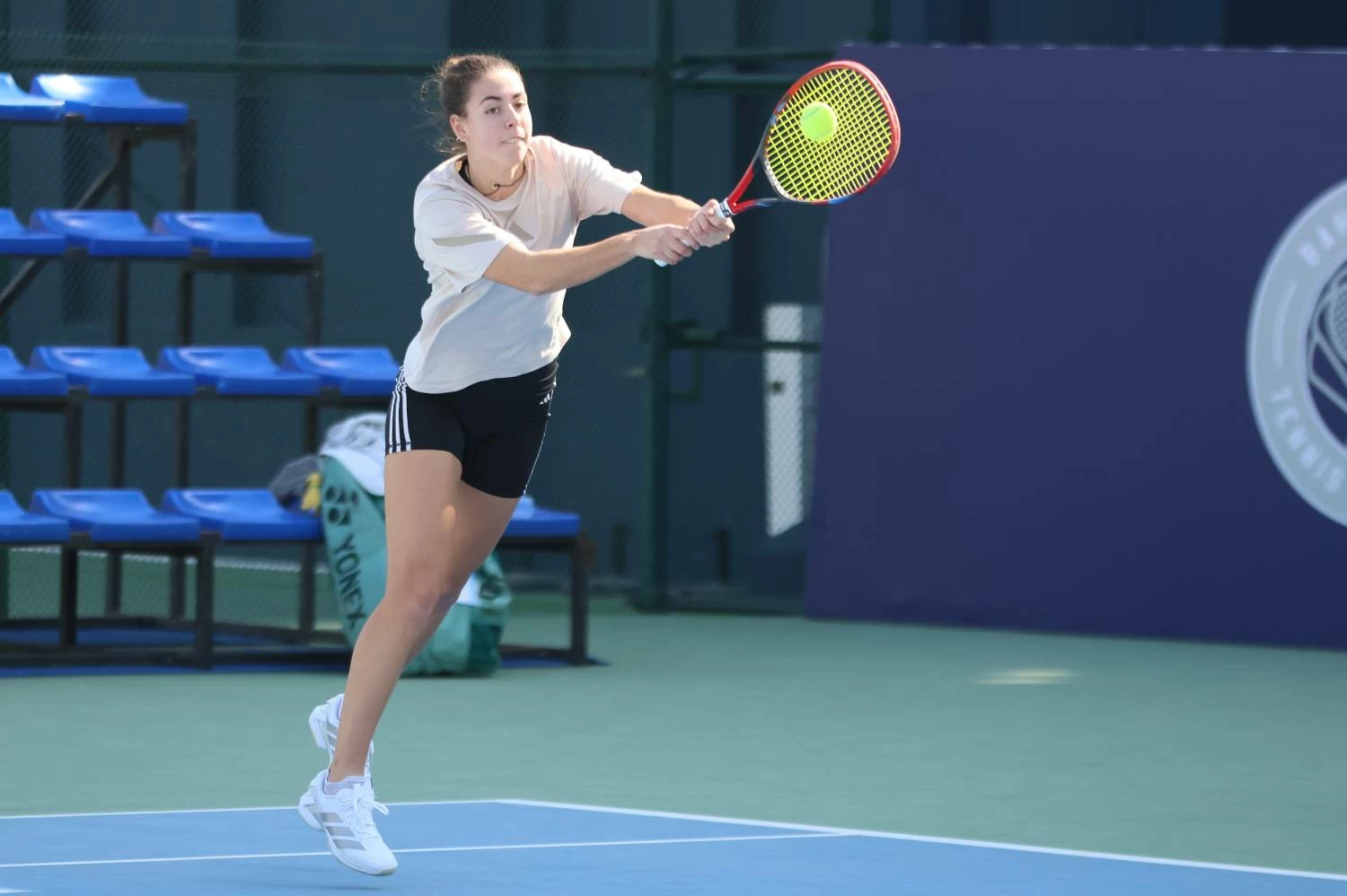 انطلاق بطولة المنامة للتنس للسيدات "ITF W75" غدا الأحد