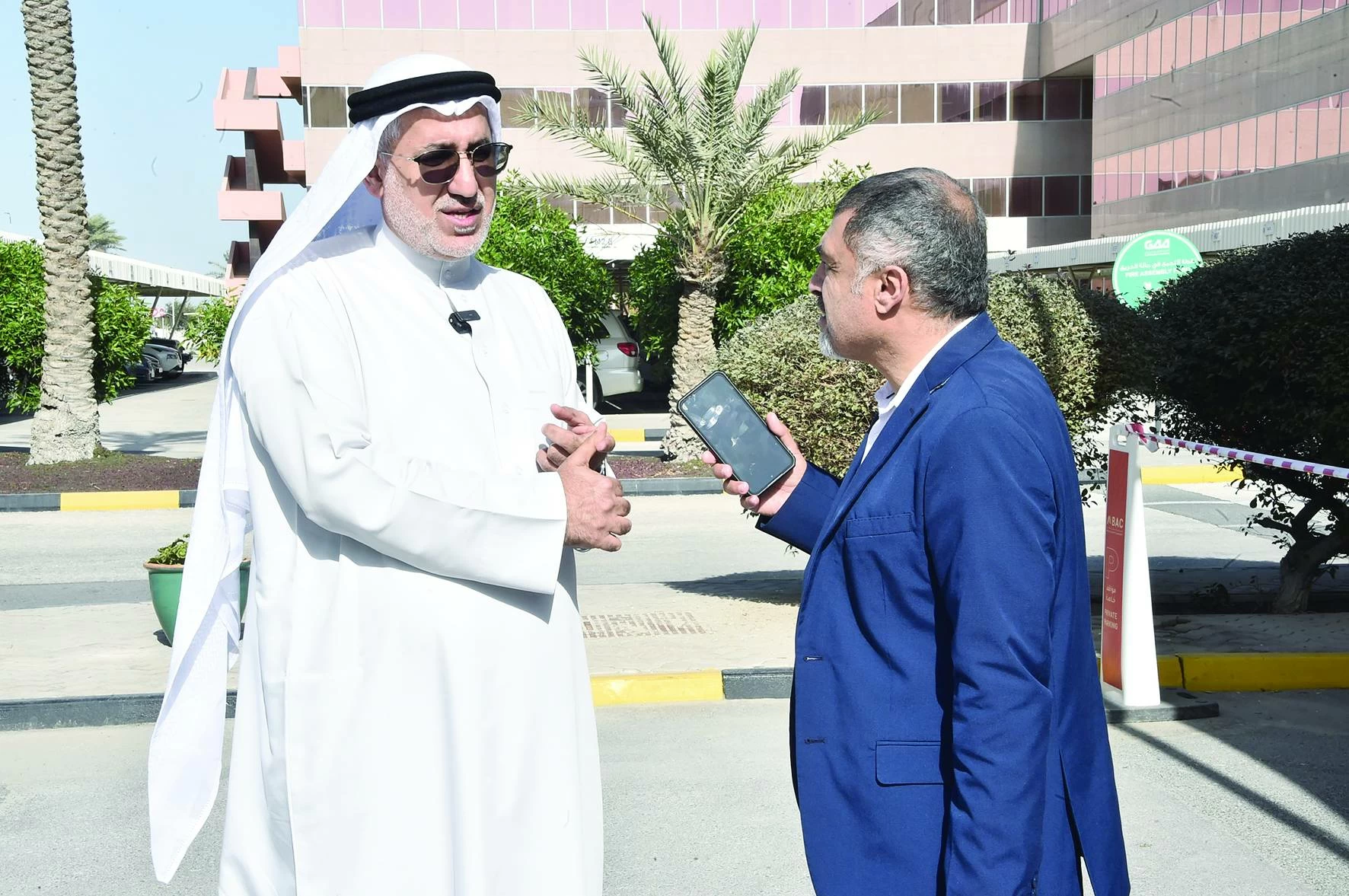 قاسم البستكي لـ&laquo;الوطن&raquo;: &laquo;طيران الخليج&raquo; تُسيّر 180 رحلة يومياً لأكثر من 50 وجهة بمعايير عالمية