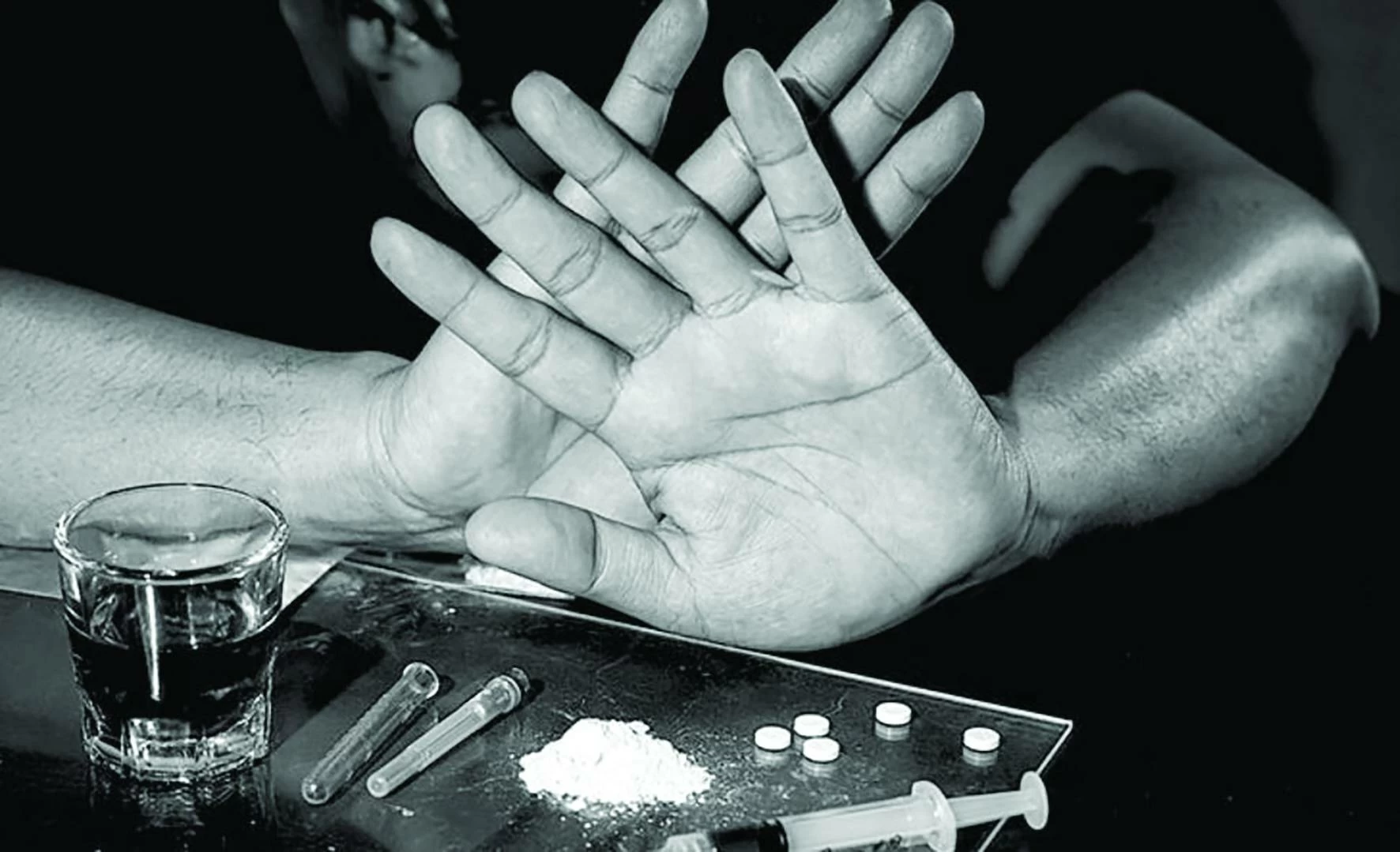 إيهاب رخا: دعم الأسرة والمجتمع يمنح المتعافي من الإدمان فرصة لبدء حياة جديدة