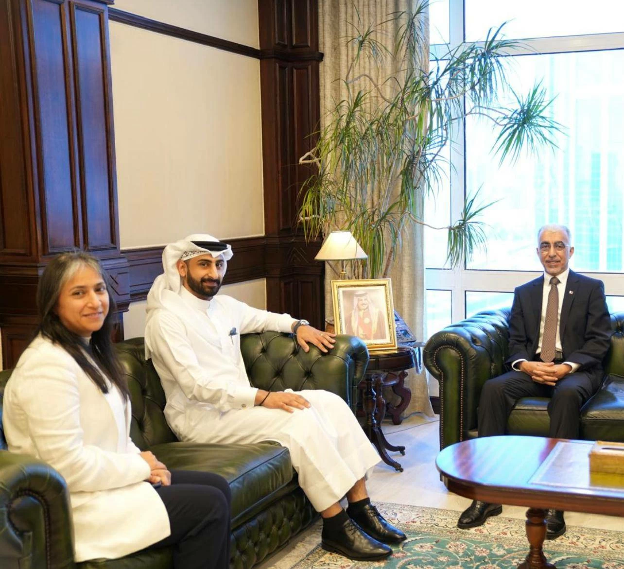 وزير الأشغال يستقبل المهندس أمين رضي والمهندسة ميسم الناصر بمناسبة اختيارهما ضمن قائمة أفضل مهندسي الشرق الأوسط