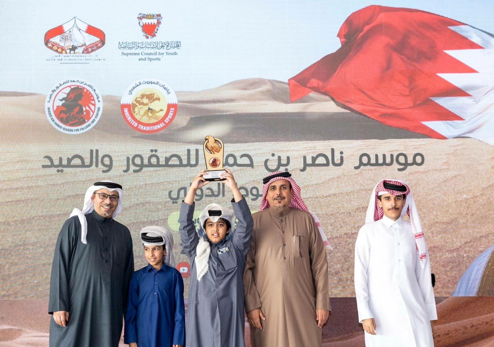 موسم ناصر بن حمد للصقور والصيد يشهد مشاركة خليجية واسعة 