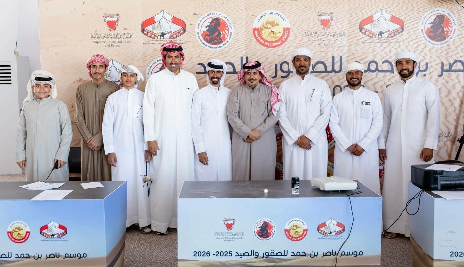 منافسات قوية في أشواط المحترفين بموسم ناصر بن حمد للصقور والصيد
