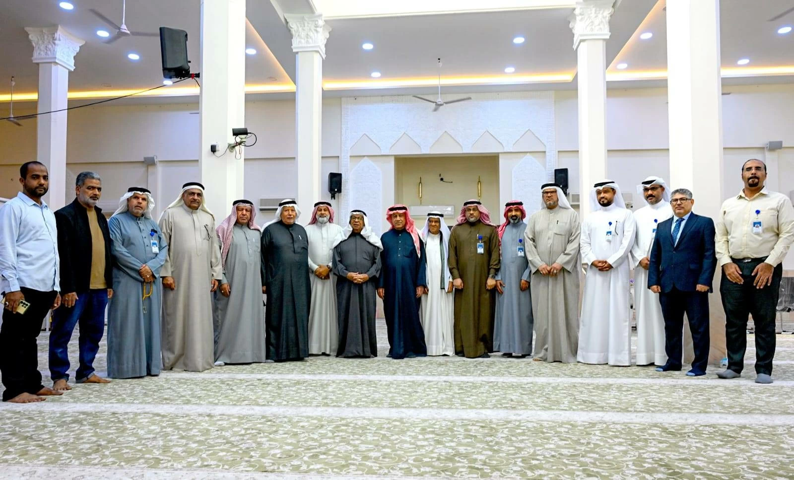 رئيس الأوقاف الجعفرية يقوم بجولة ميدانية في عدد من دور العبادة بمنطقة عراد