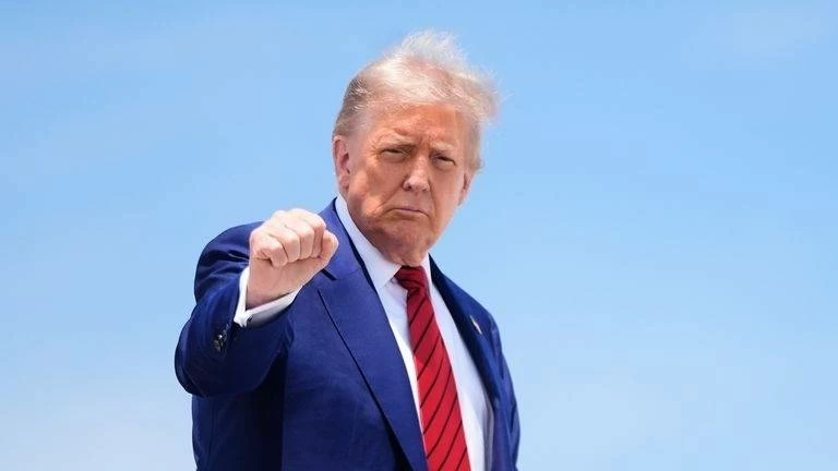 ترامب: لم أعد ملتزماً بالسلام بعد عدم منحي جائزة نوبل 