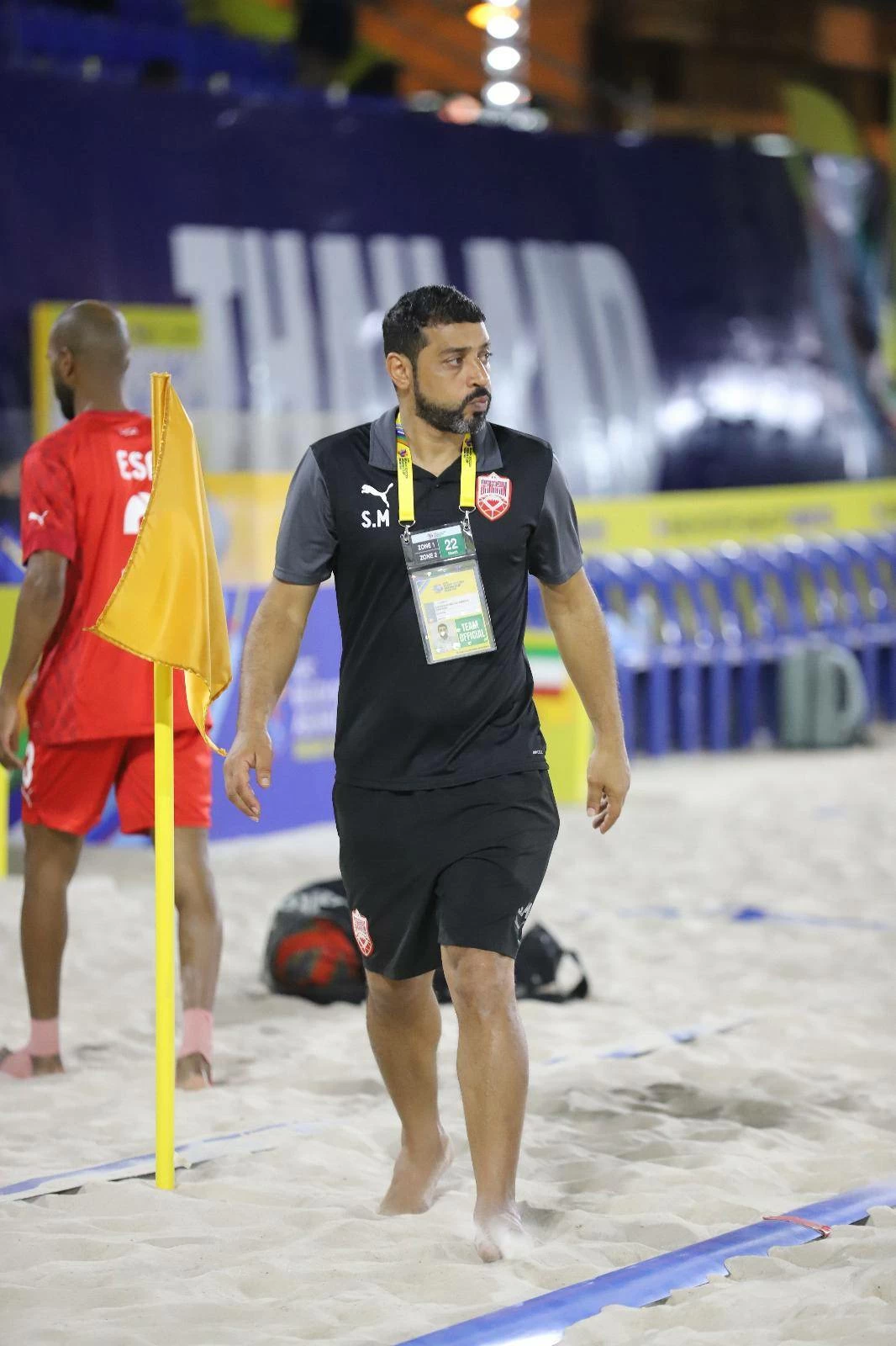 اتحاد الكرة يتجه لتجديد الثقة بمرهون لقيادة أحمر الشواطئ