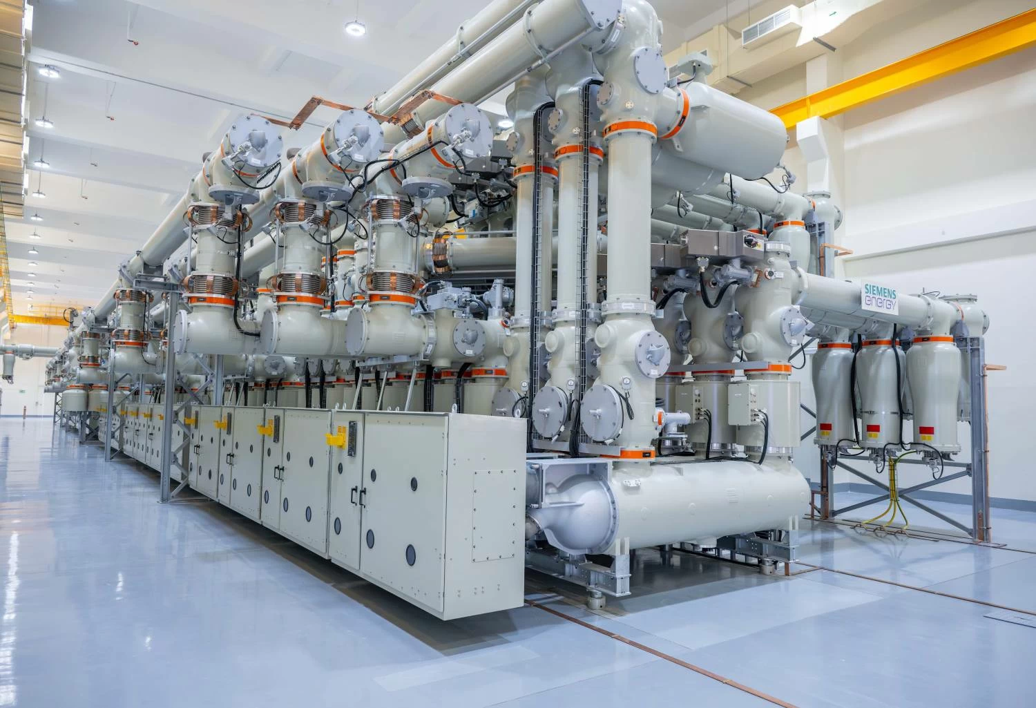 خالد بن عبدالله يفتتح أكبر محطة لنقل كهرباء في تاريخ تطوير الشبكة الوطنية