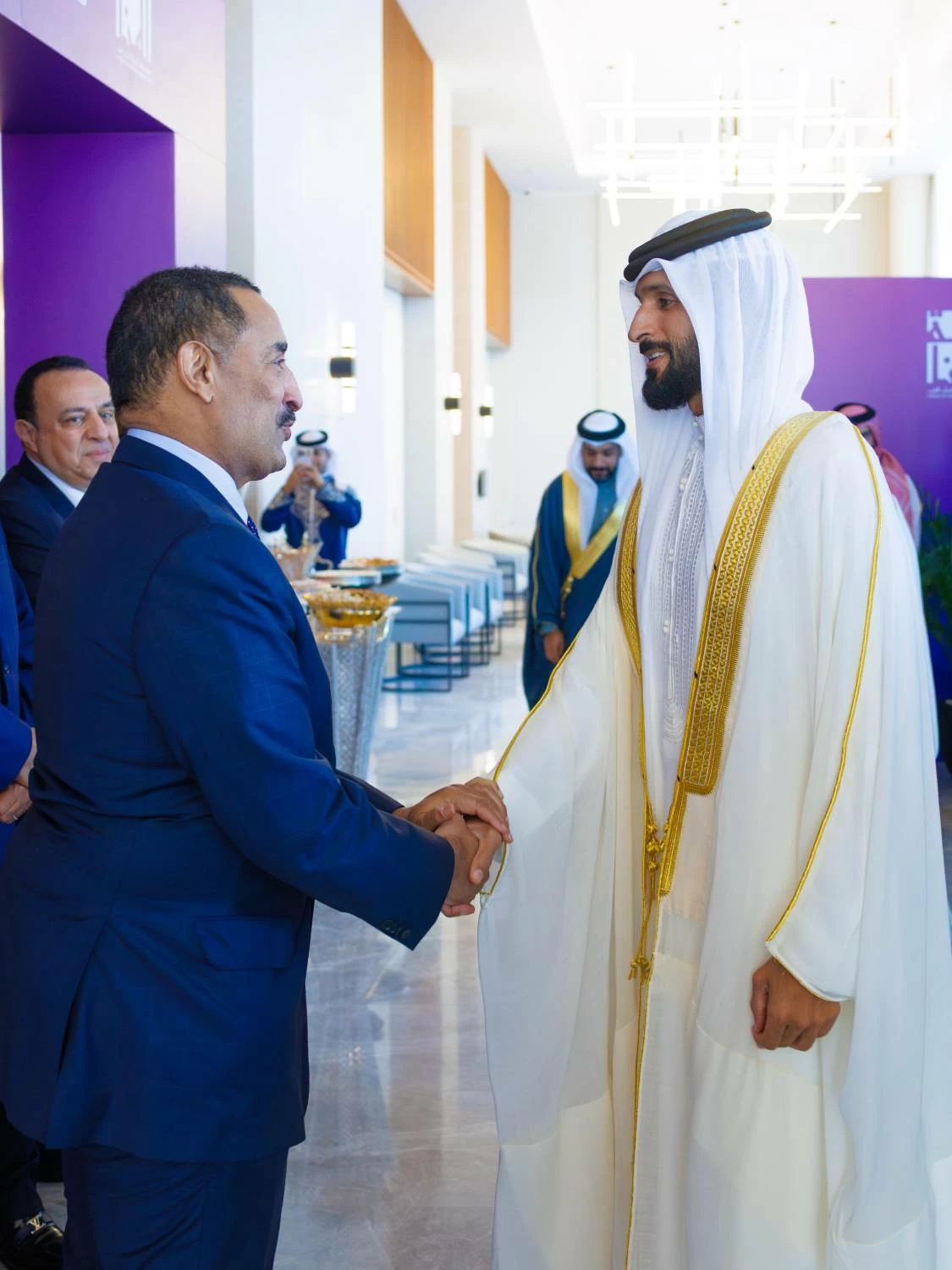 ناصر بن حمد يشهد حفل إعلان المنامة عاصمة رواد الأعمال الشباب العرب