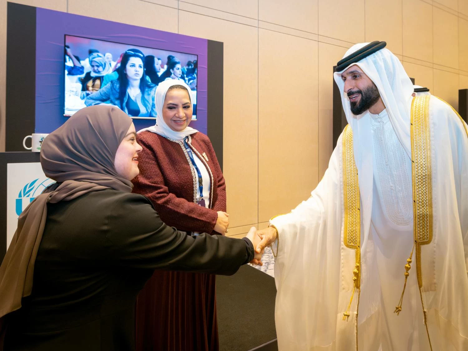 ناصر بن حمد يشهد حفل إعلان المنامة عاصمة رواد الأعمال الشباب العرب