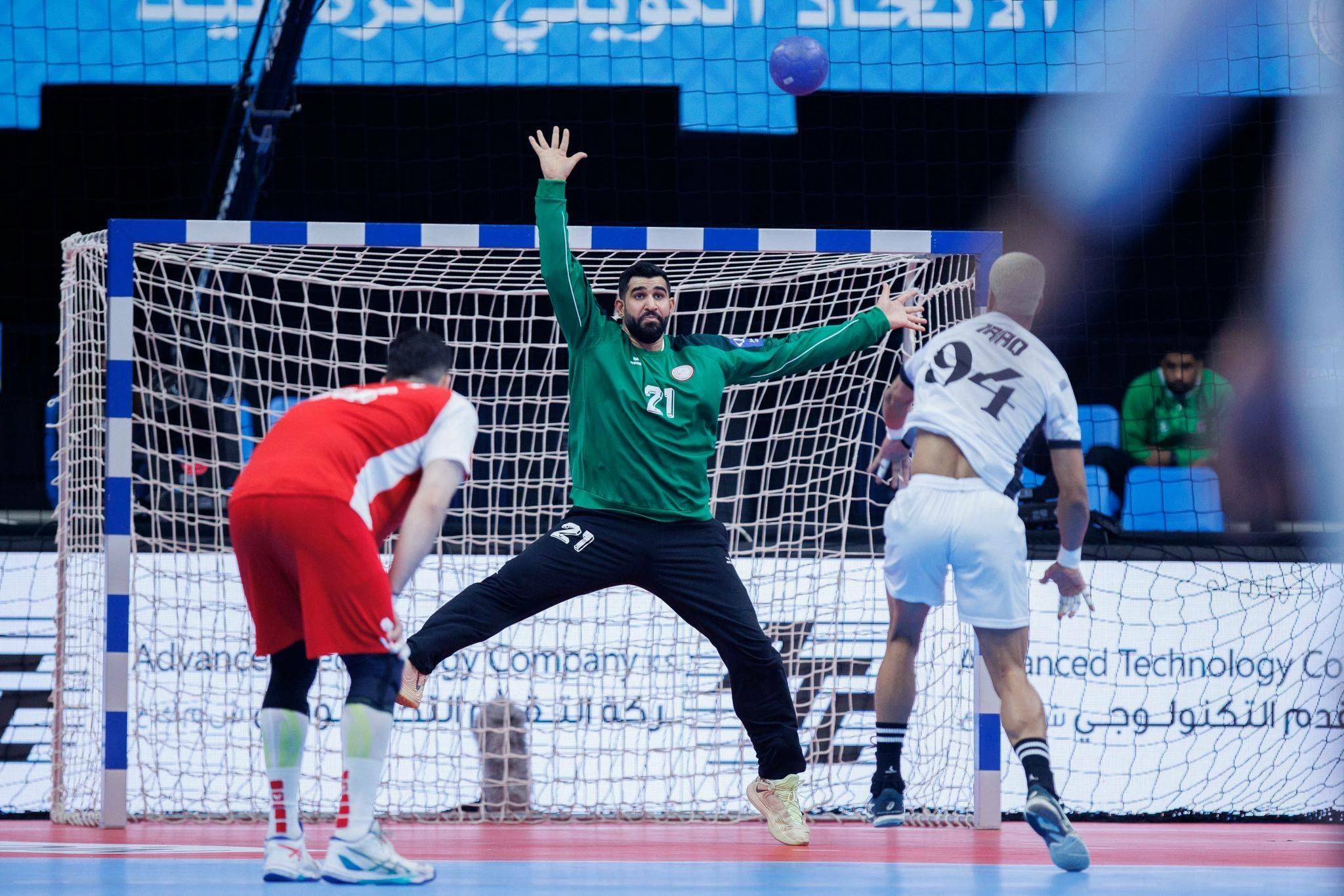 «المحاربين» يهزمون أسود الرافدين ويتصدرون مجموعتهم بالعلامة الكاملة 